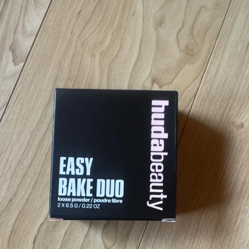 HUDA BEAUTY Easy Bake Duo in Pink Pumpkin